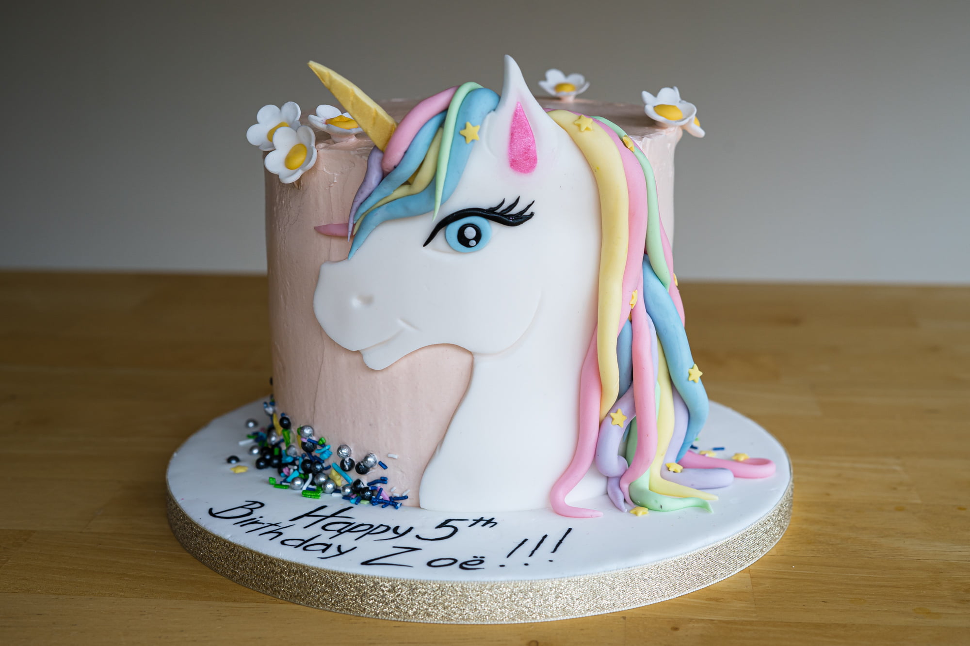 Pastel rainbow unicorn cake