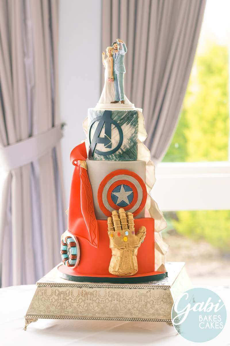 Marvel heroes 3 tier wedding cake