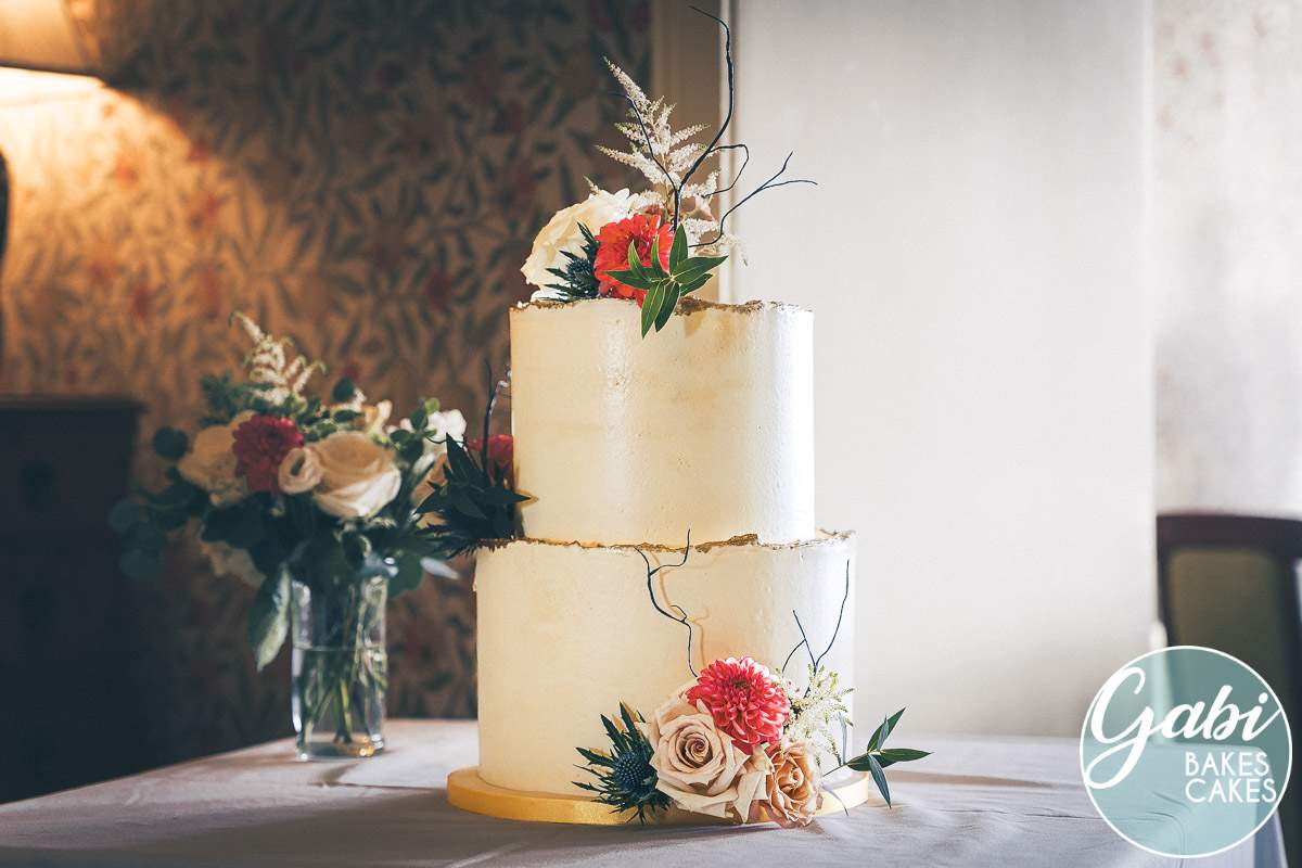 White gold elegant 2 tier cake.
